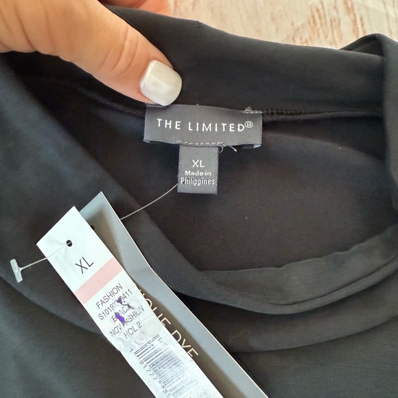The Limited Black Bell Bubble Sleeve Top Blouse Shirt XL NWT 31104 - Picture 2 of 7